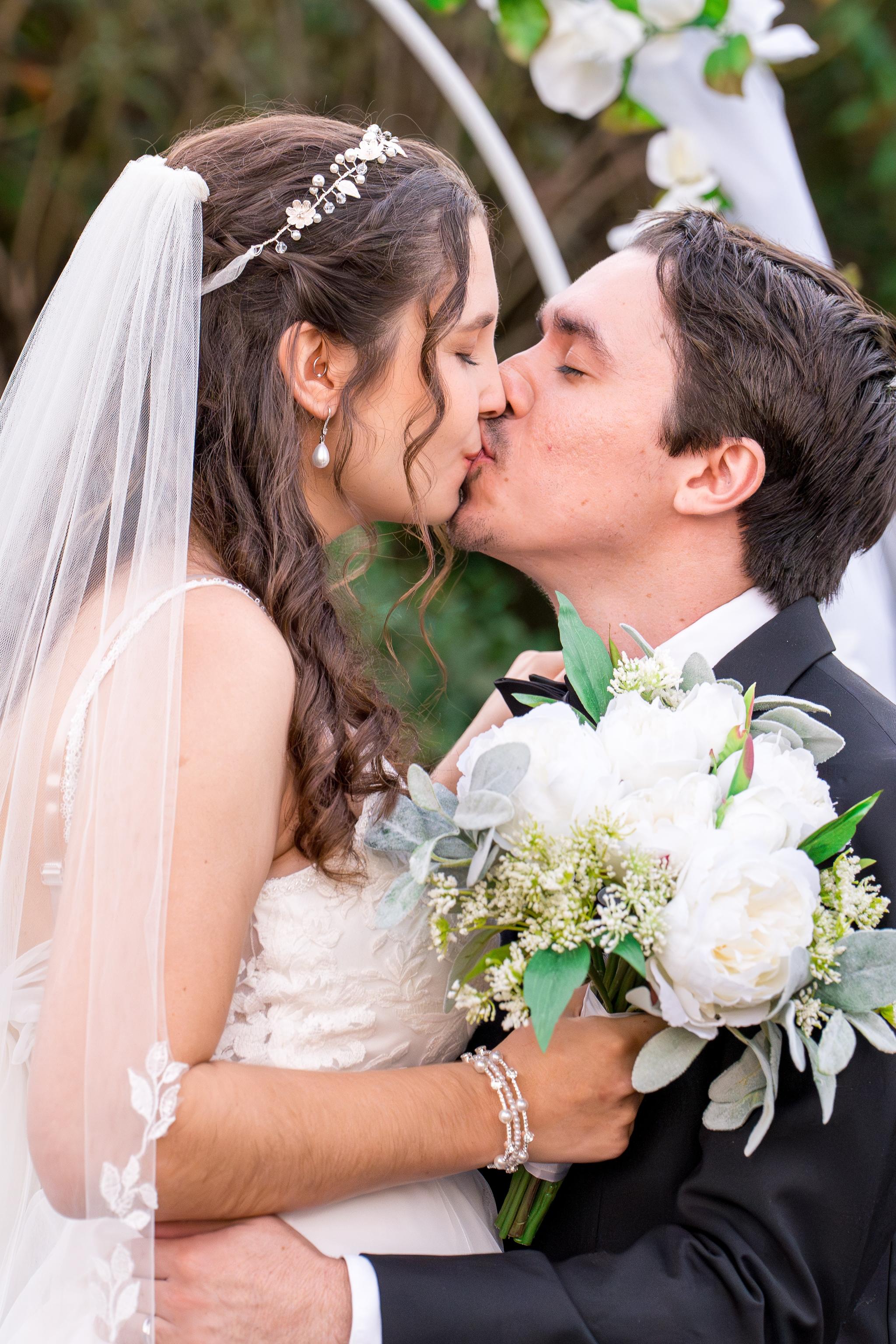 Eastern NC Wedding Day: Kelsey and Tom